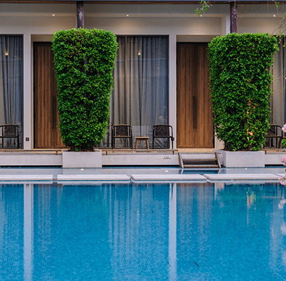 Commercial Pools