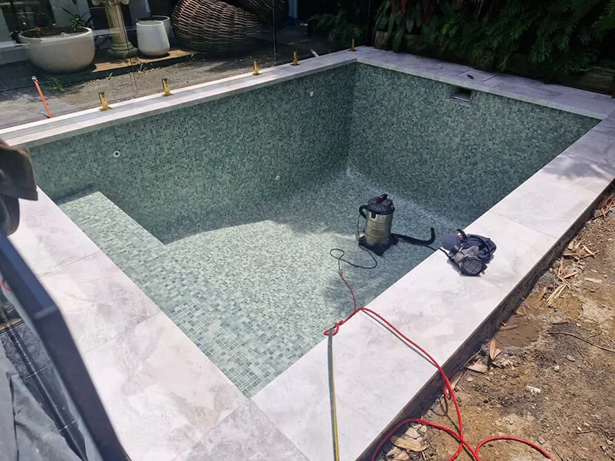 sydney pool tile finish